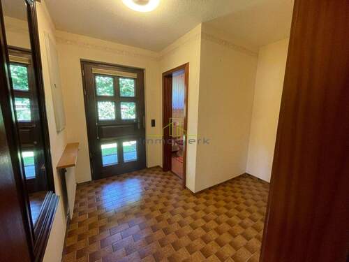 Garderobe - 6 Zimmer Doppelhaushälfte zum Kaufen in Rammingen