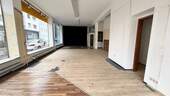 Verkaufsfläche.jpg - Nürnberg-Tafelfeldstraße ! Geräumiger Laden 80 m² sehr großer Schaufensterfläche