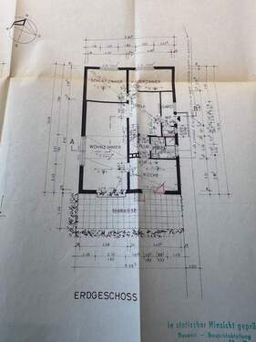 Erdgeschoss mit Terrasse - 