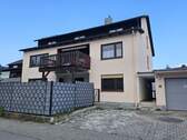 Südseite mit Balkon - RESERVIERT! -Großzügig wohnen, ruhig leben - 4-Zimmer-Wohnung in Winhöring