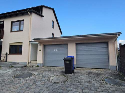 Garage - 4 Zimmer Etagenwohnung zum Kaufen in Winhöring