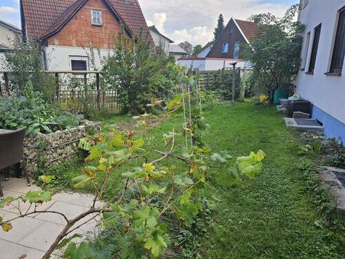 Gartenanteil - Etagenwohnung mit 97,60 m² in Winhöring zum Kaufen