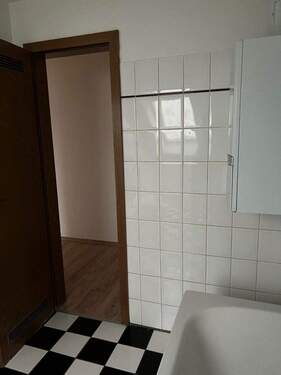 Bild 2 - Schöne Dachgeschosswohnung - 386,00 EUR Kaltmiete, ca.  45,00 m² Wohnfläche