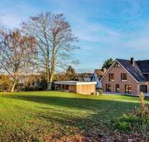 Neubau-Doppelhäuser in Scharbeutz-Klingberg - Traumlage am See, nur wenige Minuten zur Ostsee!