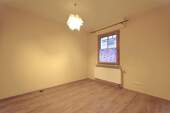 EG: Schlafzimmer DSC.JPG - 