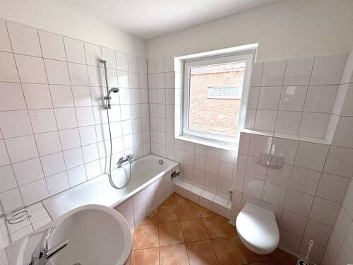Badezimmer WE EG rechts - 