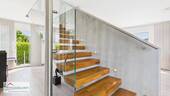 Treppe ins OG - MODERNES WOHNEN AUF MONT IN WINCHERINGEN, VIS À VIS L-WORMELDANGE!