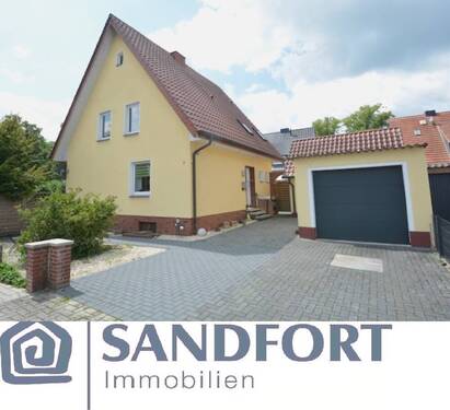 130526 Front - ***Charmant, ruhig, voller Möglichkeiten - deine Zukunft beginnt hier.***