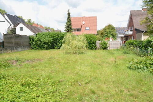 Weiterer Bauplatz & Garten - 