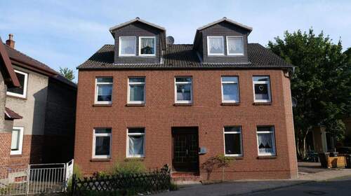 MFH mit 5 Wohnungen - Mehrfamilienhaus, Wohnhaus in Uetersen