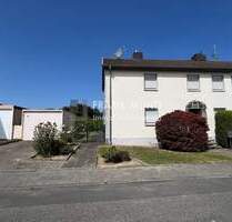 Doppelhaushälfte mit Garage und großem Grundstück in ruhiger Wohnlage von MG-Wickrath - Mönchengladbach-Wickrath