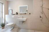 Duschbad (Musterwohnung) - 