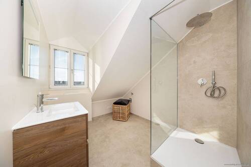Modernes Badezimmer - 