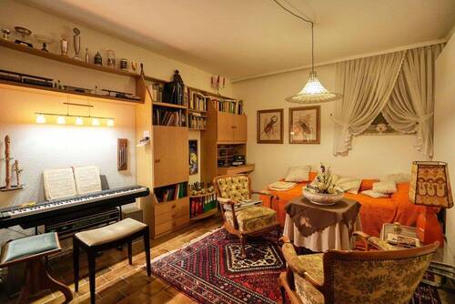 Zimmer im Untergeschoss - 