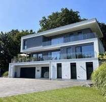 Luxuriöses Traumhaus in Fürth mit moderner Architektur und malerischer Aussicht