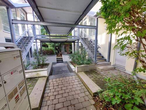 Eingangsbereich Anlage - 