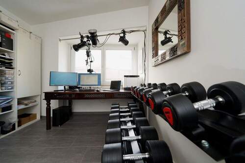 Büro - Etagenwohnung mit 99,00 m&sup2; in Stuttgart zum Kaufen