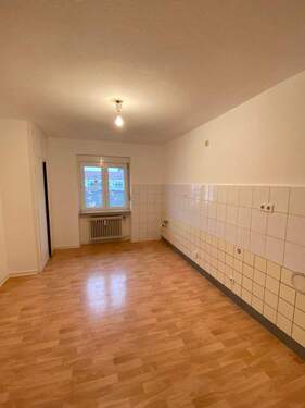 Küche - 3 Zimmer Etagenwohnung zur Miete in Saarbrücken