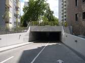 Zufahrt-Ausfahrt - Garage, Stellplatz in Frankfurt am Main