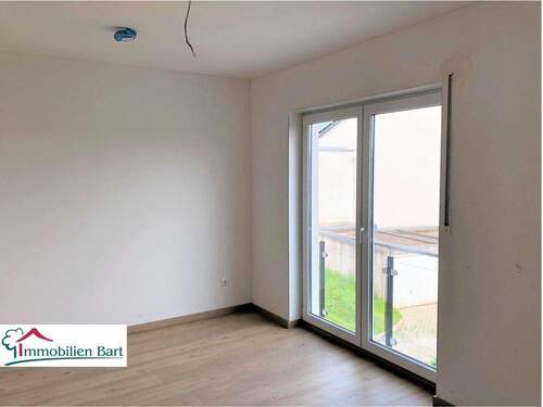 Schlafzimmer - 5 Zimmer Einfamilienhaus in Mettlach-Weiten