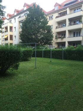 Wäschetrockenbereich im Innenhof - 4 Zimmer Etagenwohnung in Dresden