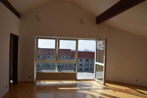 Hauptzimmer Sicht nach Süden - 