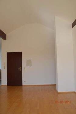 Hauptzimmer Wohnungstür - 