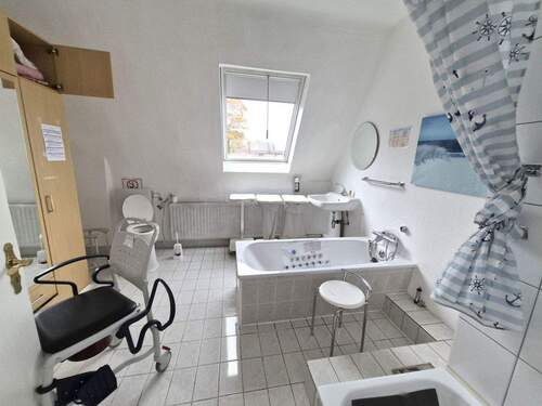 Gemeinschaftsbadezimmer - 