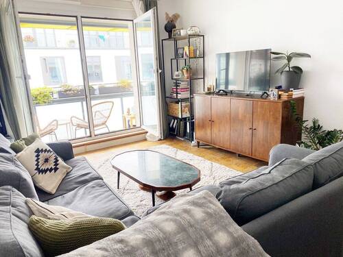 Wohnzimmer - 3 Zimmer Etagenwohnung zum Kaufen in Berlin