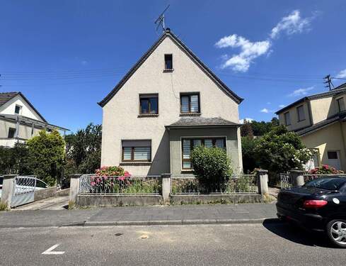 Außenansicht - 4 Zimmer Mehrfamilienhaus, Wohnhaus zum Kaufen in Alfter