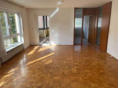 Wohn-/Essbereich - 4 Zimmer Etagenwohnung zur Miete in Nürnberg