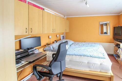 Gästezimmer - 8 Zimmer Einfamilienhaus in Wechselburg