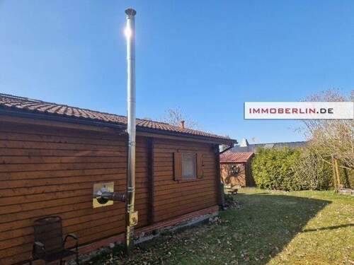 Haus Rückseite Schornstein.jpg - 