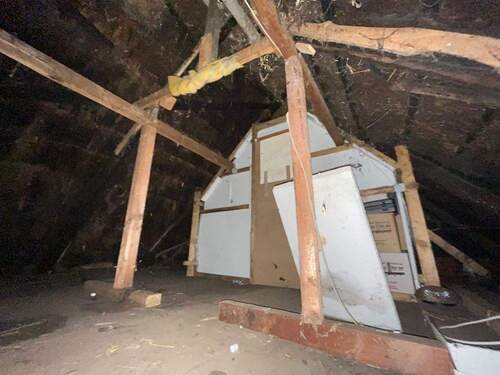 Dachboden/Dachstuhl - 