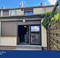 Charmantes 3-Zimmer-Reihenmittelhaus mit Kamin, Terrasse und Nebengebäude - Eberswalde Finow