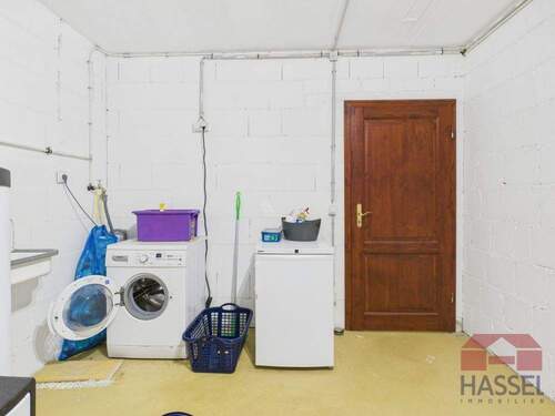 Heizungsraum mit Wäschekeller - 