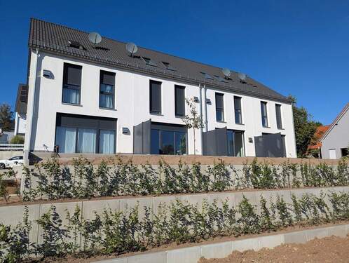 Garten+Terrasse - Modernes Reihenmittelhaus in Reuth