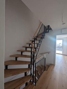 Treppe Erdgeschoss - 