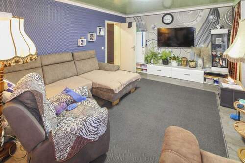 Wohnzimmer EG - Mehrfamilienhaus, Wohnhaus mit 226,10 m² in Schwäbisch Gmünd zum Kaufen