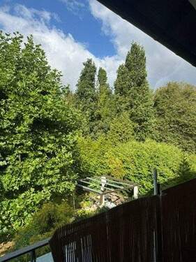 Blick ins Grüne - Etagenwohnung mit 93,50 m&sup2; in Kassel zur Miete