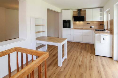 Hochwertige Küche mit Markengeräte - 4 Zimmer Etagenwohnung zum Kaufen in Bad Fallingbostel
