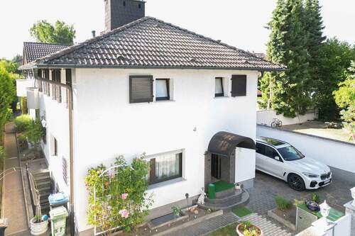 Haupteingangsbereich - 4 Zimmer Einfamilienhaus zum Kaufen in Dietzenbach