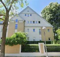Geräumige 4-Zimmer-Wohnung mit Balkon in Zehlendorf, Berlin