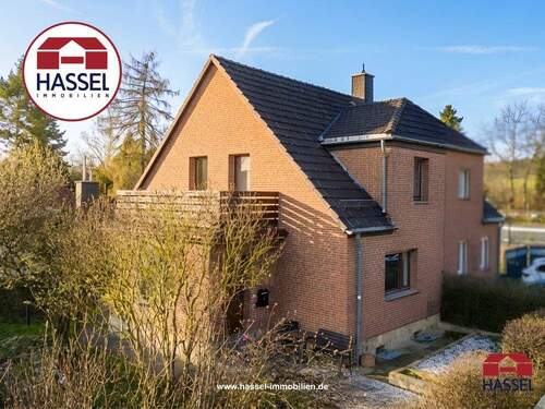 Titelbild - Doppelhaushälfte mit Anbau, Wintergarten und idyllischem Garten - zum Wohlfühlen