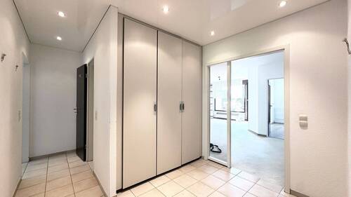 Ist-Zustand - 3 Zimmer Etagenwohnung zum Kaufen in Köln