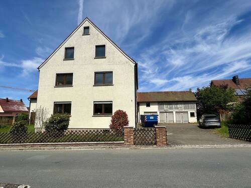 Giebelansicht - Bauernhaus, Landhaus mit 168,00 m&sup2; in Kalchreuth zum Kaufen