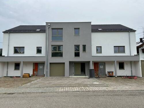 RDS12 - NEUBAU Reiheneckhaus 35 min. nach München Ost (A94)