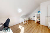 Kinderzimmer 2 im Dachgeschoss - 
