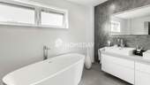1. OG Badezimmer 1 - 