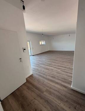 Eingang Essen Wohnen.jpg - 4 Zimmer Etagenwohnung in Gunzenhausen